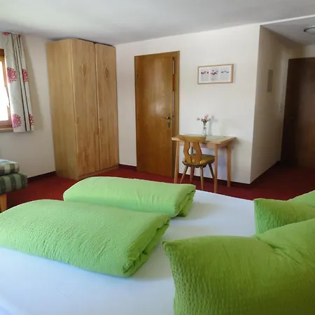 Haus Gfall 4*