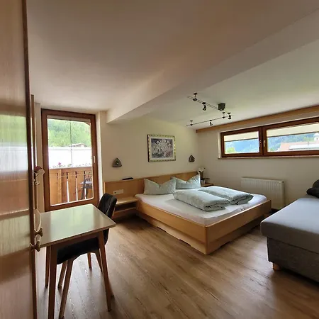Haus Gfall Guest house Kaunertal