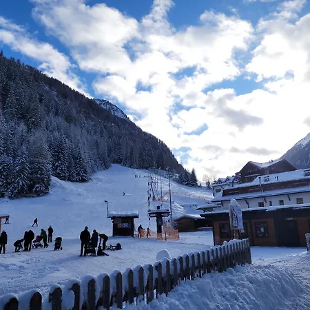 Haus Gfall Guest house