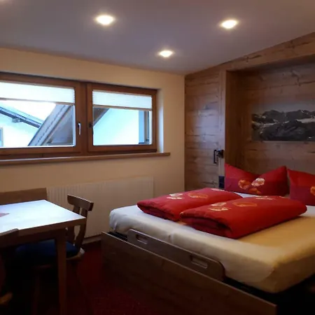 Haus Gfall 4*