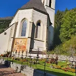Haus Gfall Penzion 4*
